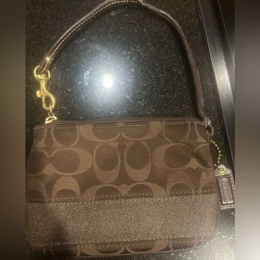 Coach Signature C Wristlet | Dark Brown | Classic Monogram